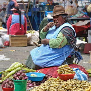 Saquisili - market